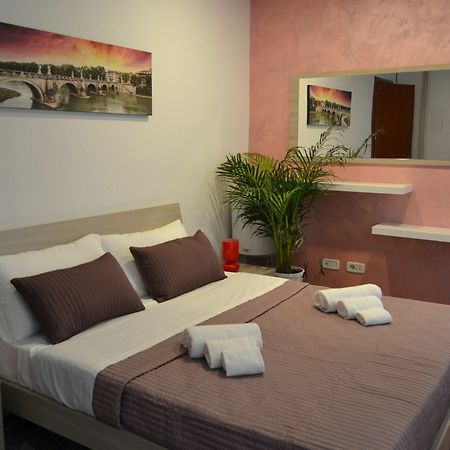 Maxim Rooms Rome Bagian luar foto