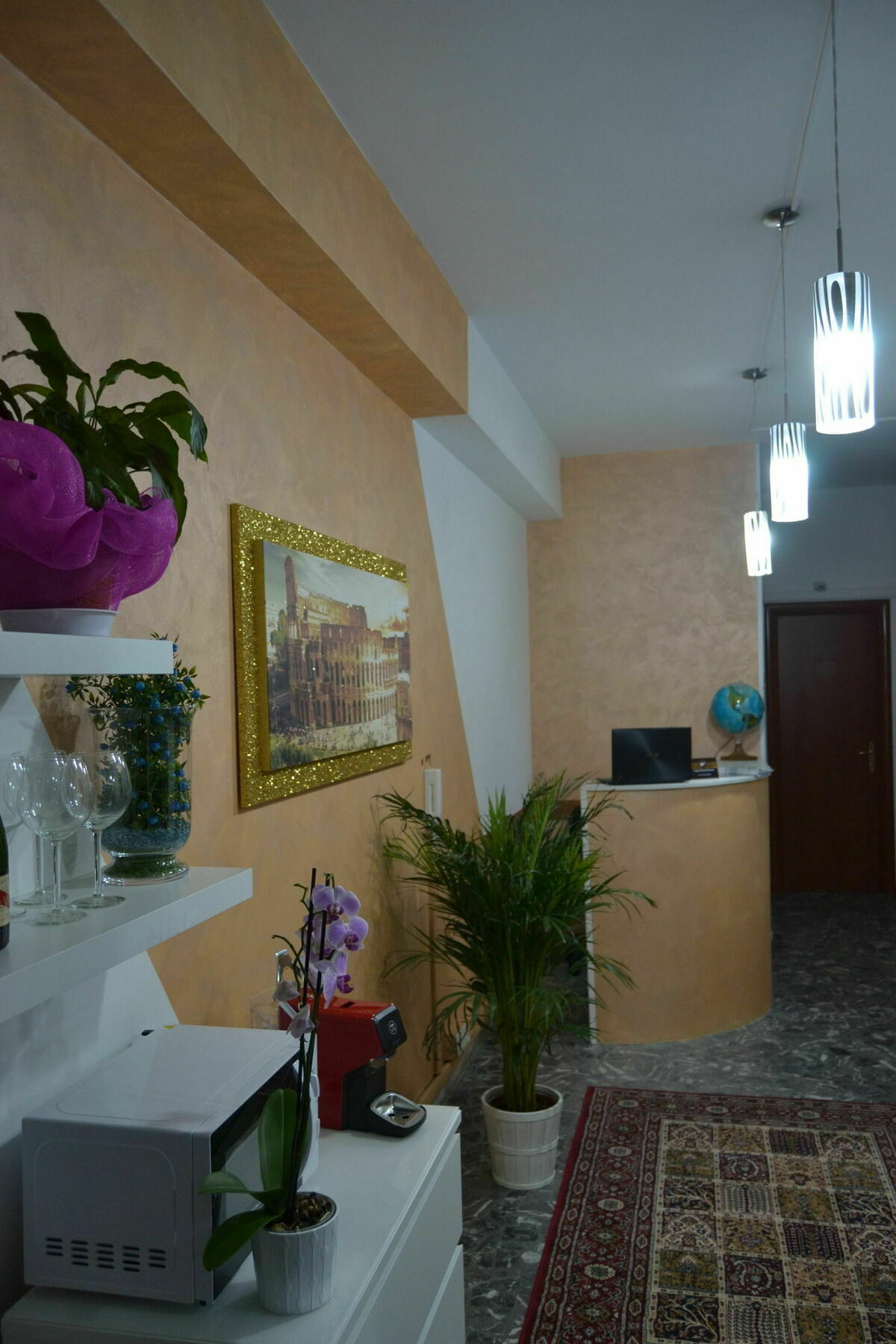 Maxim Rooms Rome Bagian luar foto