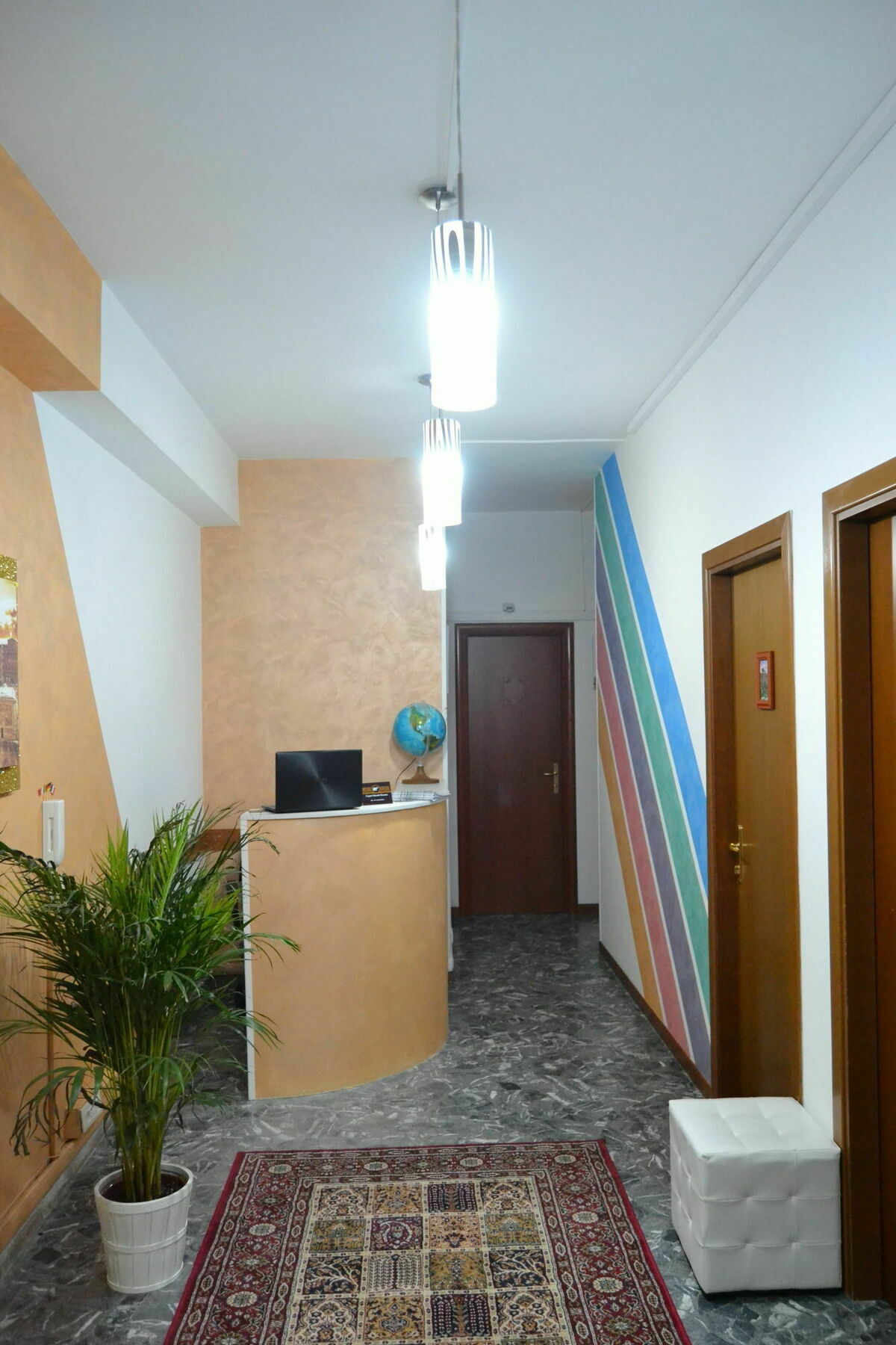 Maxim Rooms Rome Bagian luar foto